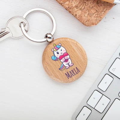 Personalizirani drveni privjesak s jednorogom