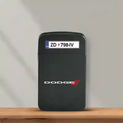 Personalizirani upaljač otporan na vjetar - Dodge