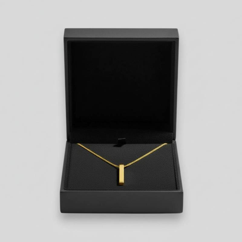 Ženska ogrlica s vertikalnim privjeskom