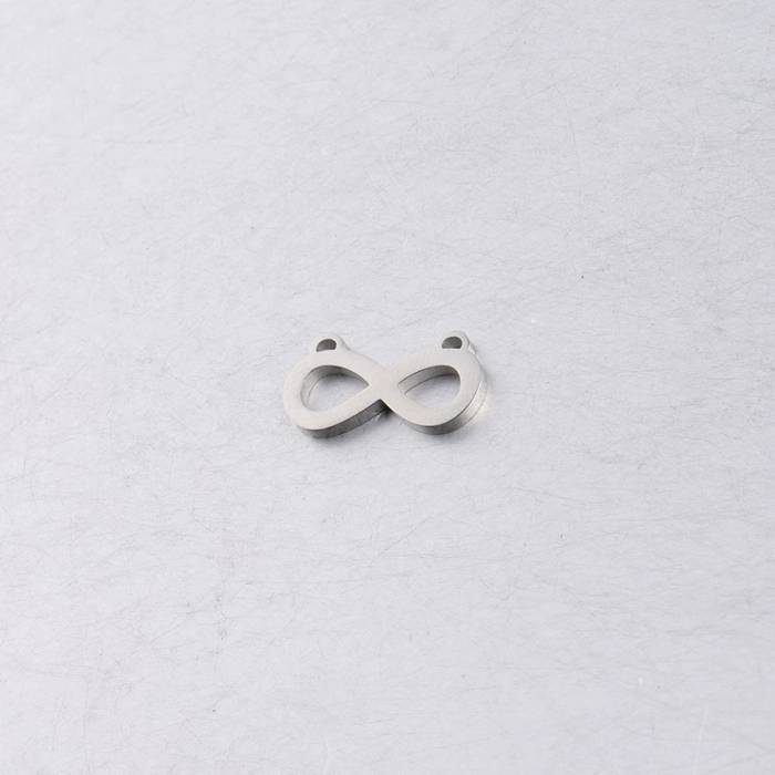 Ženska ogrlica s privjeskom beskonačnosti