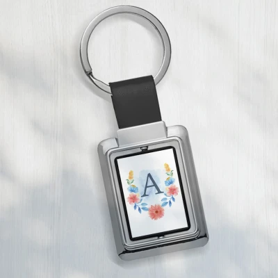 Prilagođeni rotirajući privjesak - S inicijalima