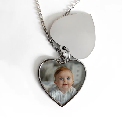 Personalizirani medaljon u obliku srca - Blizu tebe