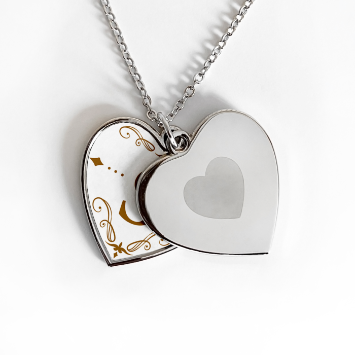 Personalizirani medaljon u obliku srca - Elegantni monogram