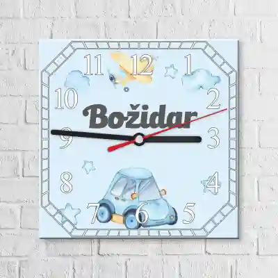 Zidni sat u obliku kvadrata za dječju sobu
