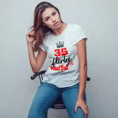 Prilagođena majica za dame - Koketna i prekrasna